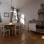 2 Bed In Oc-hh075